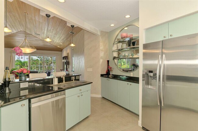 Building Photo - 412 Treasure Boat Way