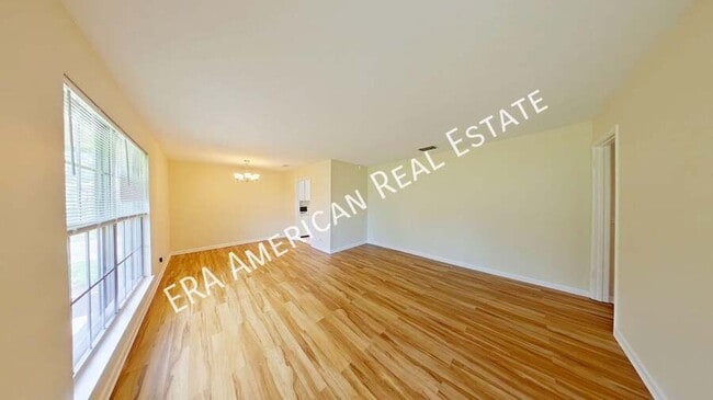 Building Photo - 1111 Coral Dr