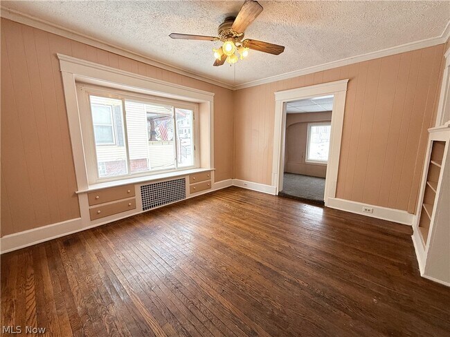 Building Photo - 2140 12th St SW