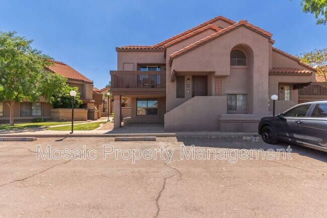 Building Photo - 700 E Mesquite Cir