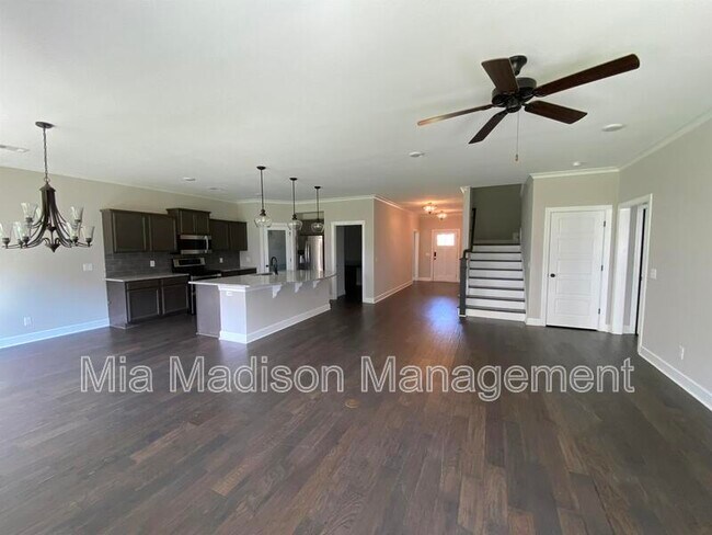 Building Photo - 54 Misty Marsh Dr