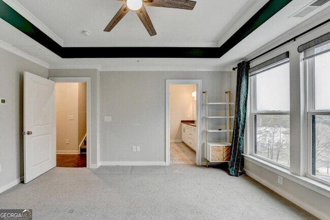 Building Photo - 2083 Holtz Ln