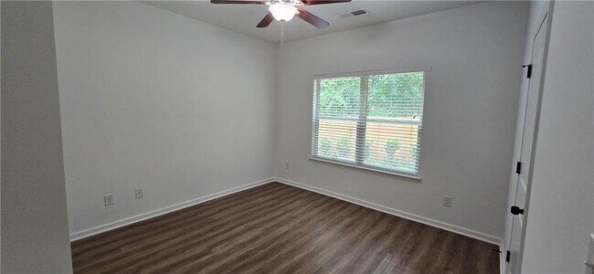 Building Photo - 1171 Gateview Dr SW