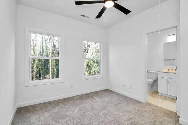 Building Photo - Brand New Two Bedroom Townhouse