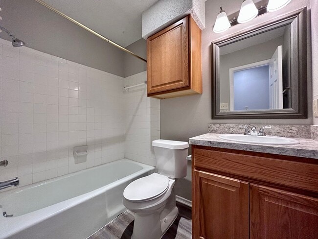 Building Photo - 9305 Kempler Dr