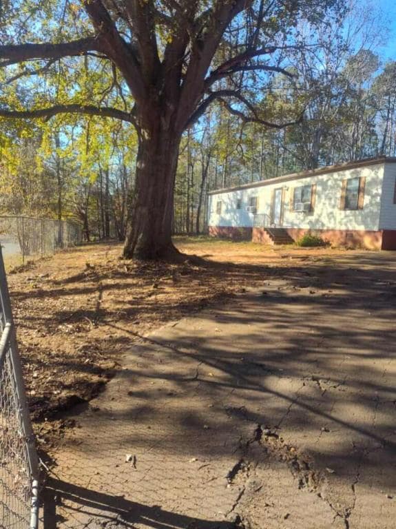 Building Photo - 12100 Lullingstone Rd