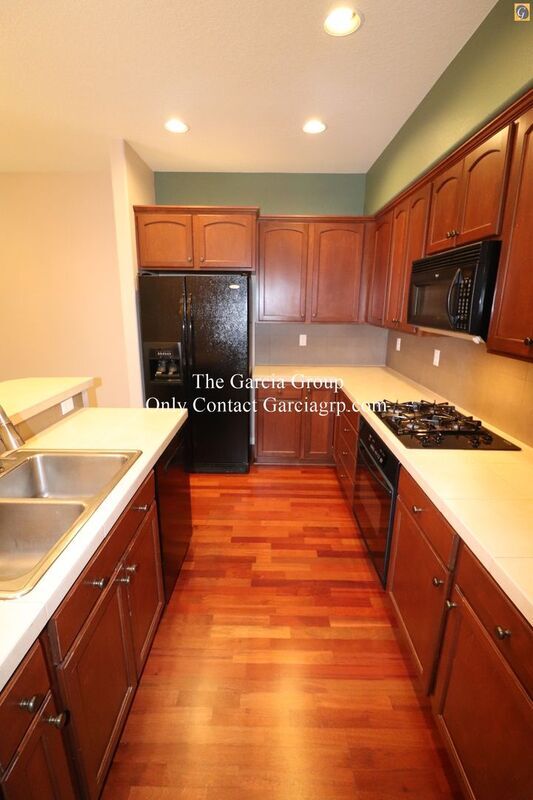 Building Photo - 7736 SW Cypress Ln