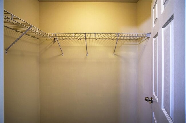 Building Photo - 2247 Landing Ridge Dr