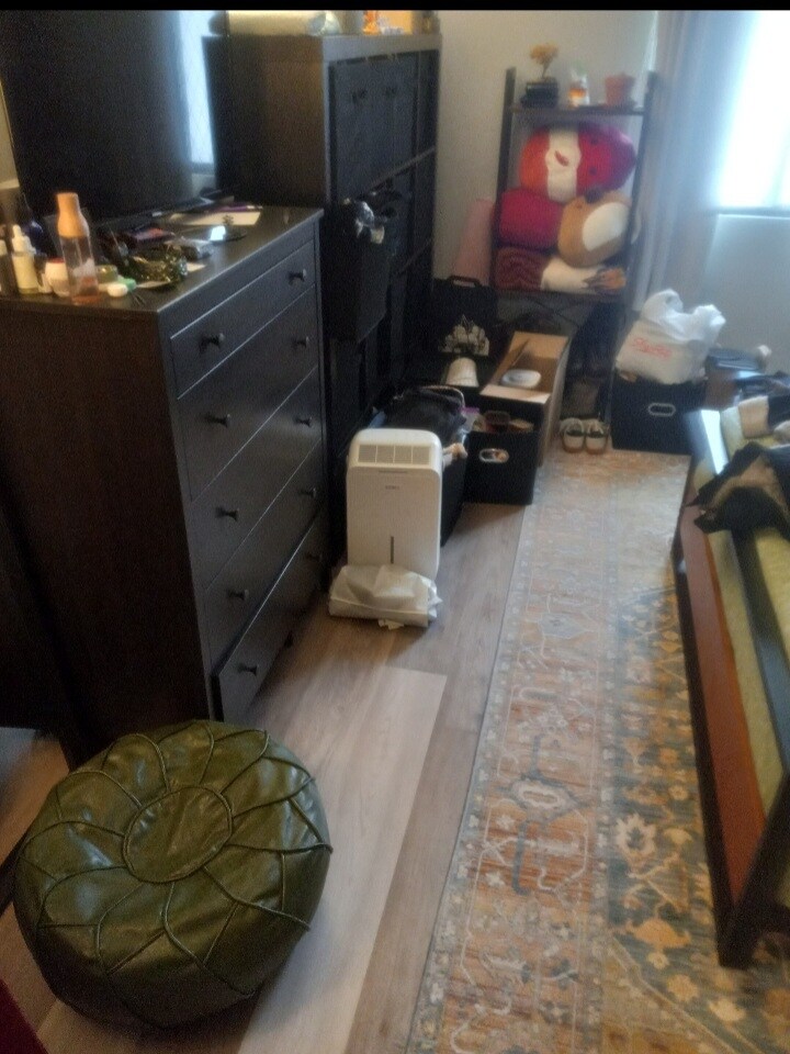 Building Photo - 566 Washington St