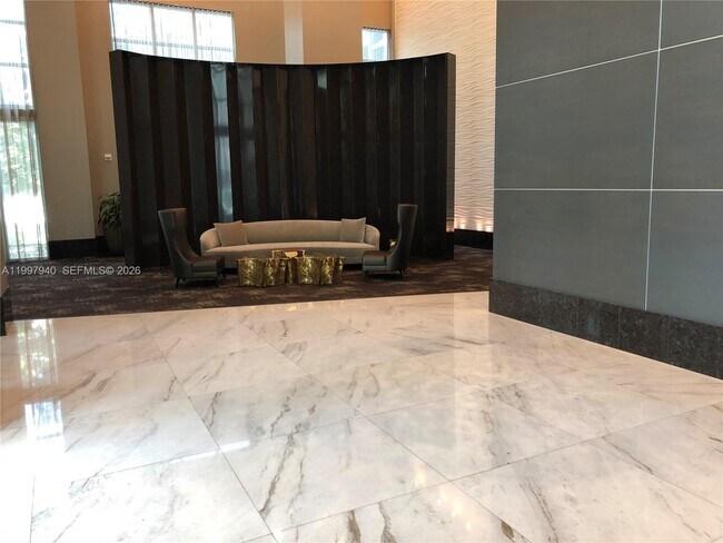 Building Photo - 951 Brickell Ave