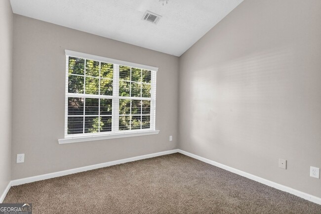Building Photo - 5313 Paramount View Way NE