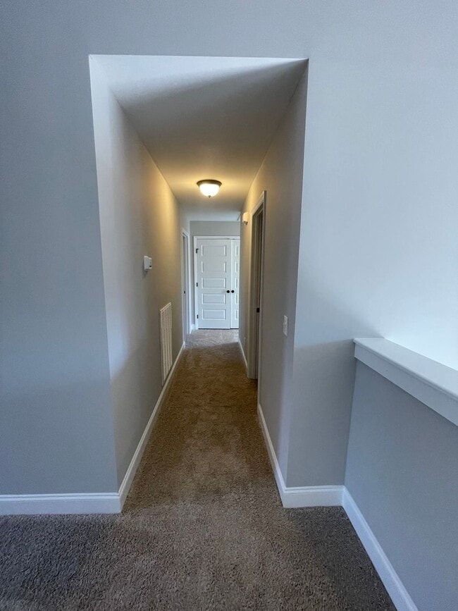 Building Photo - Home For Rent in Ooltewah! 4 Bedrooms + Finished Basement