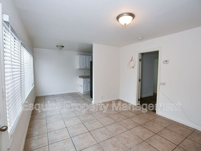 Building Photo - 11119 Rosal Ln