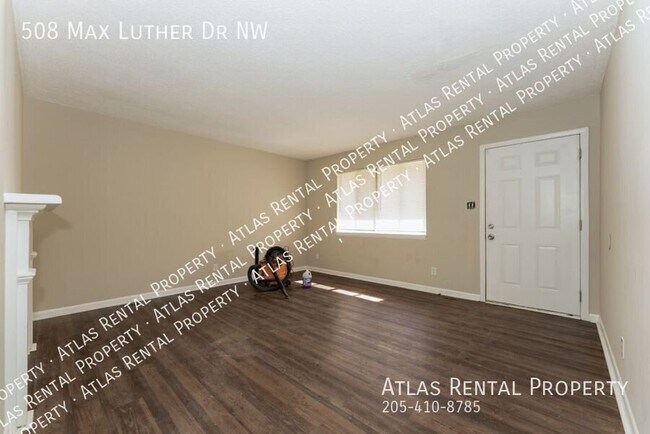 Building Photo - 508 Max Luther Dr NW