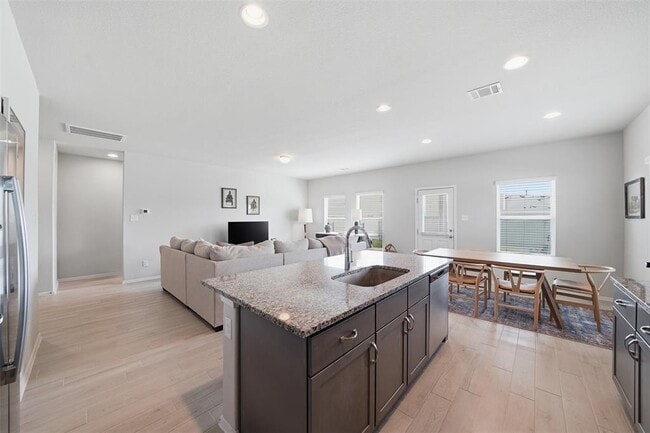 Building Photo - 641 Running Creek Dr