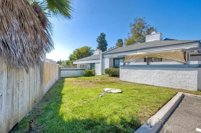 Building Photo - 151 Bronze Way