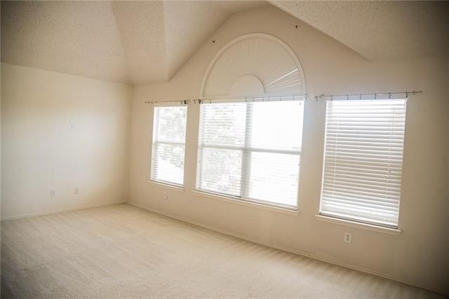 Building Photo - 8240 Fountain Ridge Dr