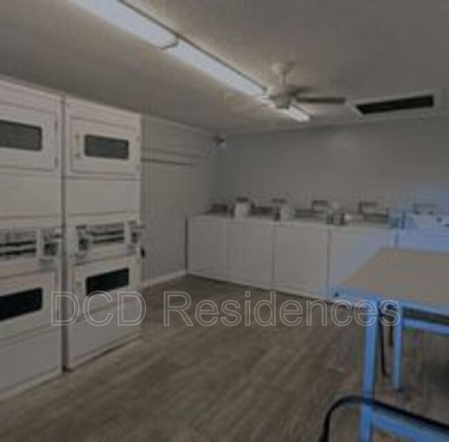 Building Photo - 11409 Mussel Dr