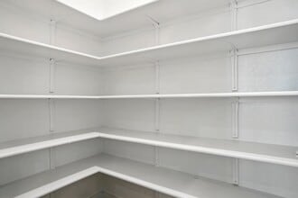 Building Photo - 220 Corazon