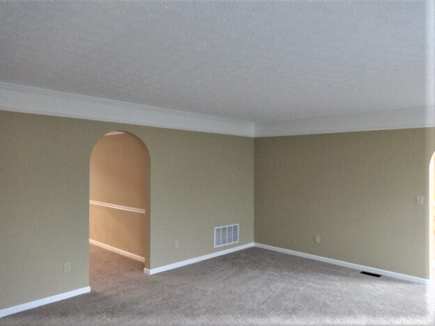 Building Photo - 523 Riverby Lane
