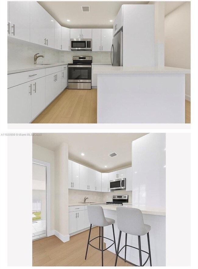 Building Photo - 3455 E 1st Ct