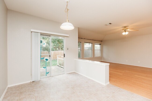 Building Photo - 3112 Wavecrest Blvd