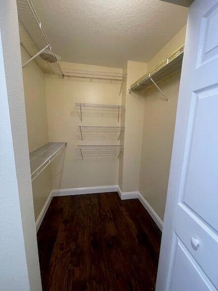 Building Photo - 4280 San Marino Blvd