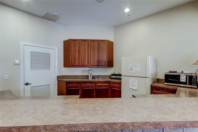 Building Photo - 2107 Portofino Pl