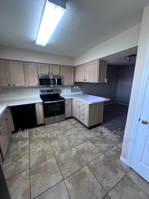 Building Photo - 11228 Corey Pavin Ln