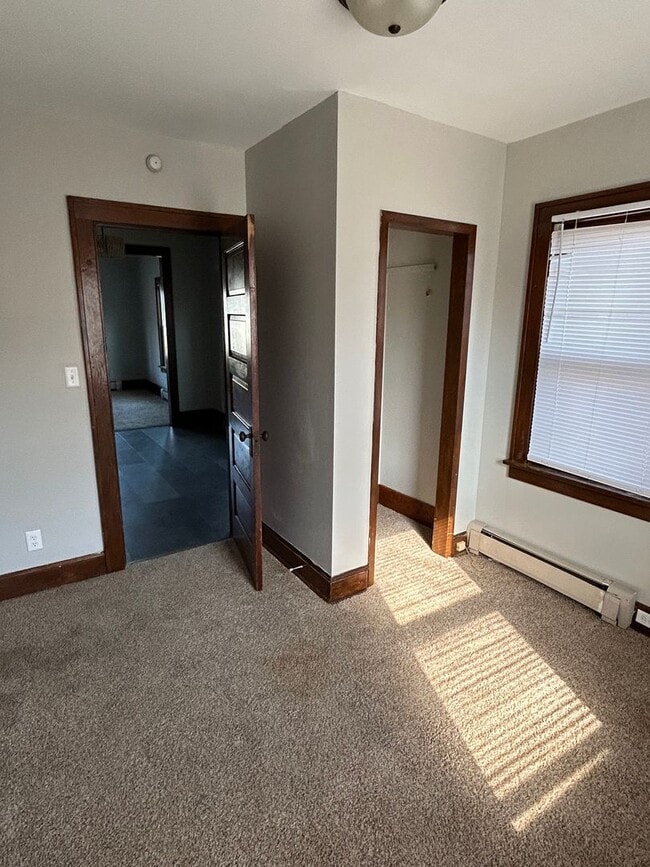 Building Photo - House for Rent