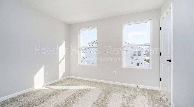 Building Photo - 7273 Shroyer Wy