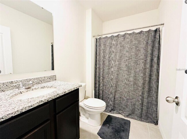 Building Photo - 3384 Hammond Pt