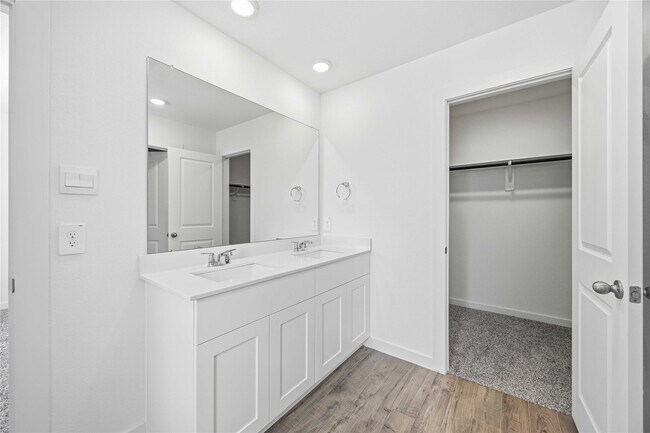 Building Photo - 28262 Meadowlark Sky Dr