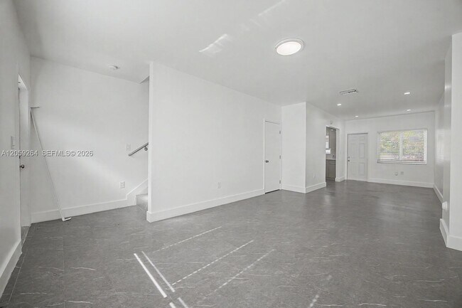 Building Photo - 8466 NW 4th Ct