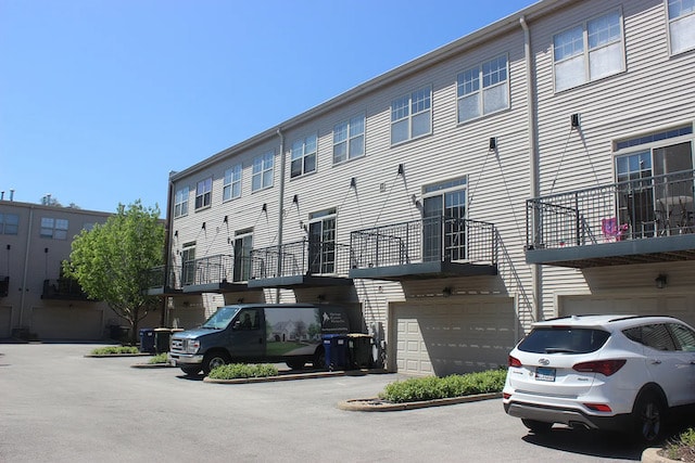 Building Photo - 2417 N 75th Ave