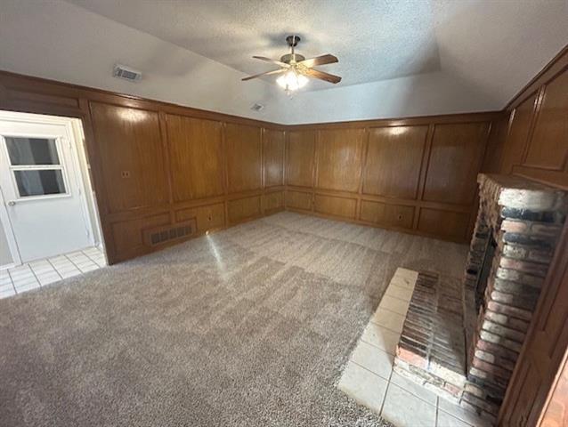 Building Photo - 422 S 4th St