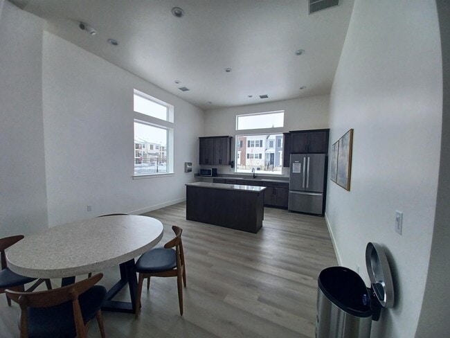 Building Photo - 2021 N 3960 W