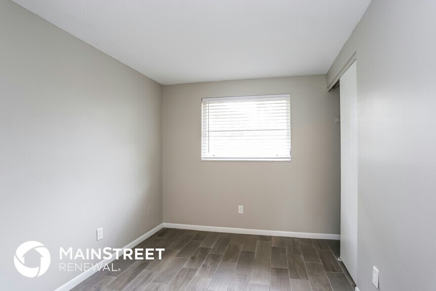 Building Photo - 8975 91st St N