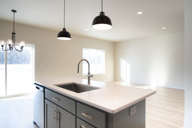 Building Photo - 1360 Goldenwood Dr