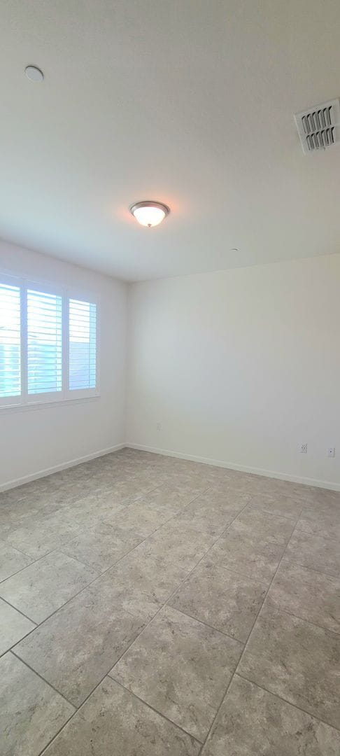 Building Photo - Beautiful Single Story Home in 55 + Commun...