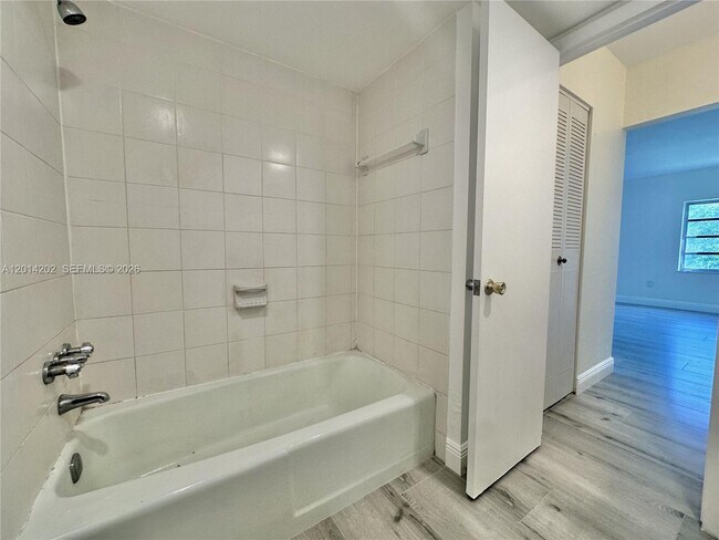 Building Photo - 8335 SW 72nd Ave
