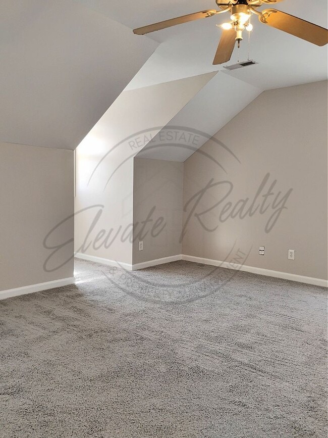 Building Photo - ON SPECIAL! THIS PROPERTY HAS A 1/2 OFF TH...