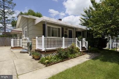 Building Photo - 6106 Chesworth Rd