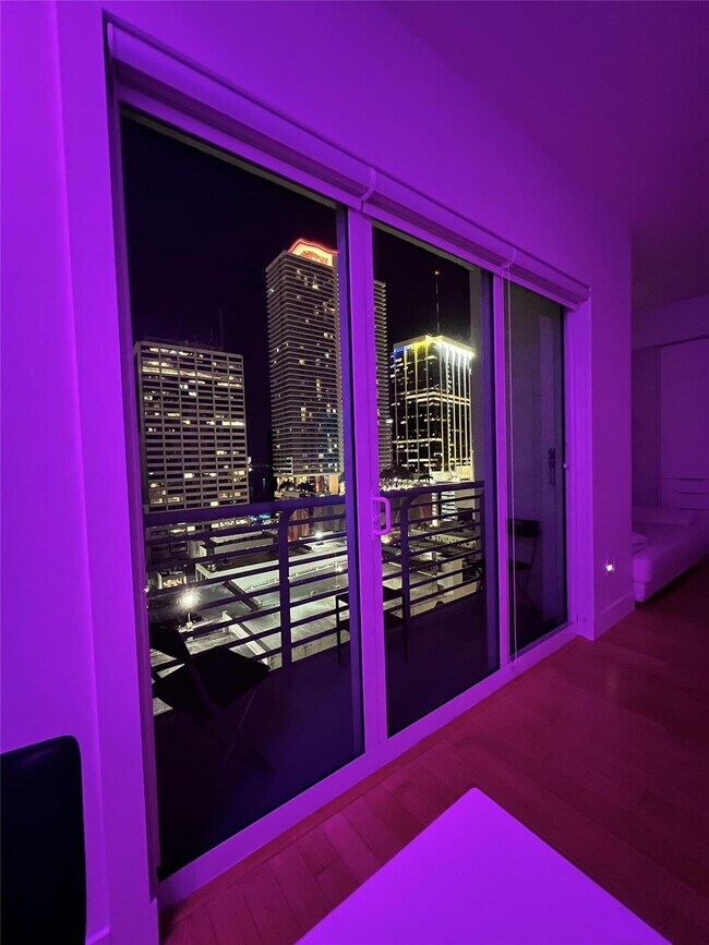 Building Photo - 133 NE 2nd Ave