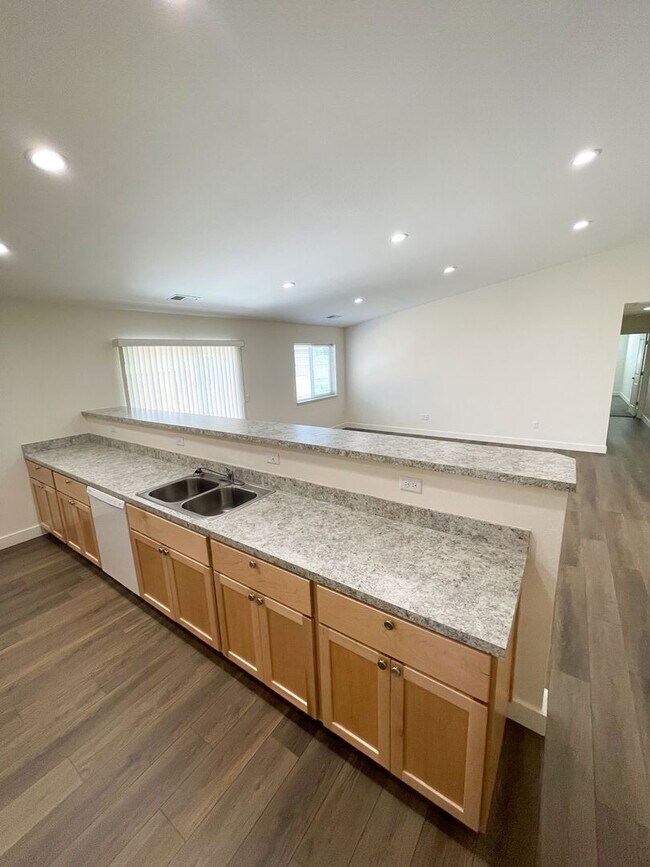 Building Photo - 4245-47 Wyoming