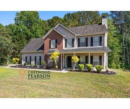 Building Photo - Updated 4BR Home in Northgate District with Huge Back Deck