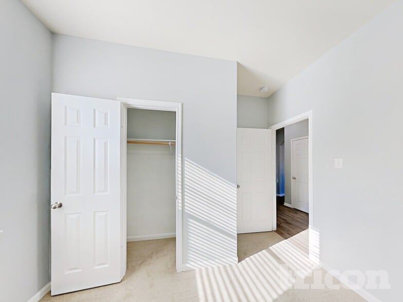 Building Photo - 417 Sapphire Ln