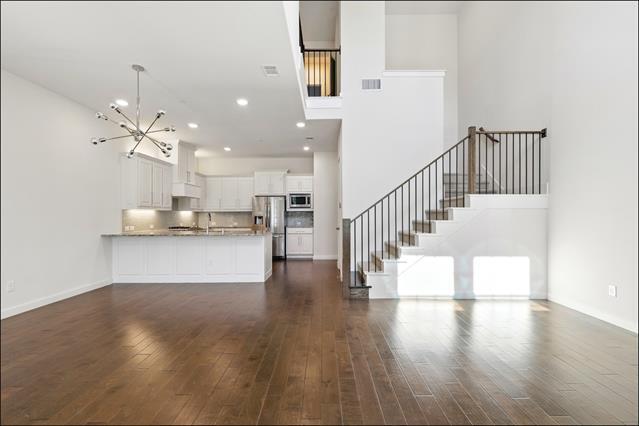 Building Photo - 4833 Paddock Trl