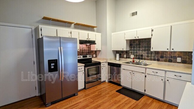 Building Photo - 815 Osprey Dr