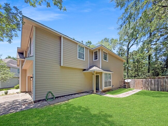 Building Photo - 3 Peach Ridge Pl